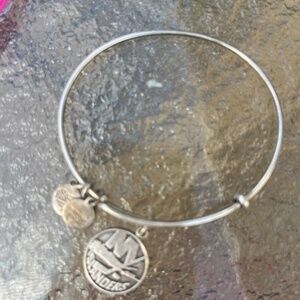 Alex and Ani NY Islanders